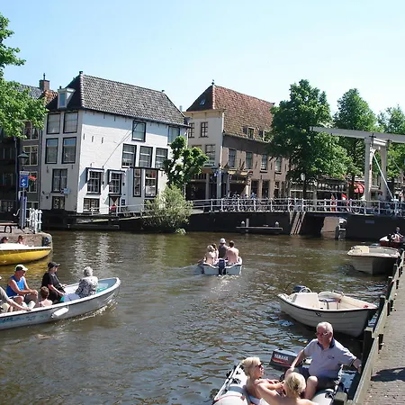 Der Valk / A9 Alkmaar Отель